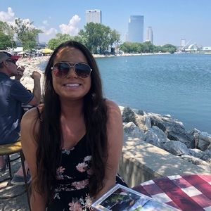 Meet your Posher, Amanda